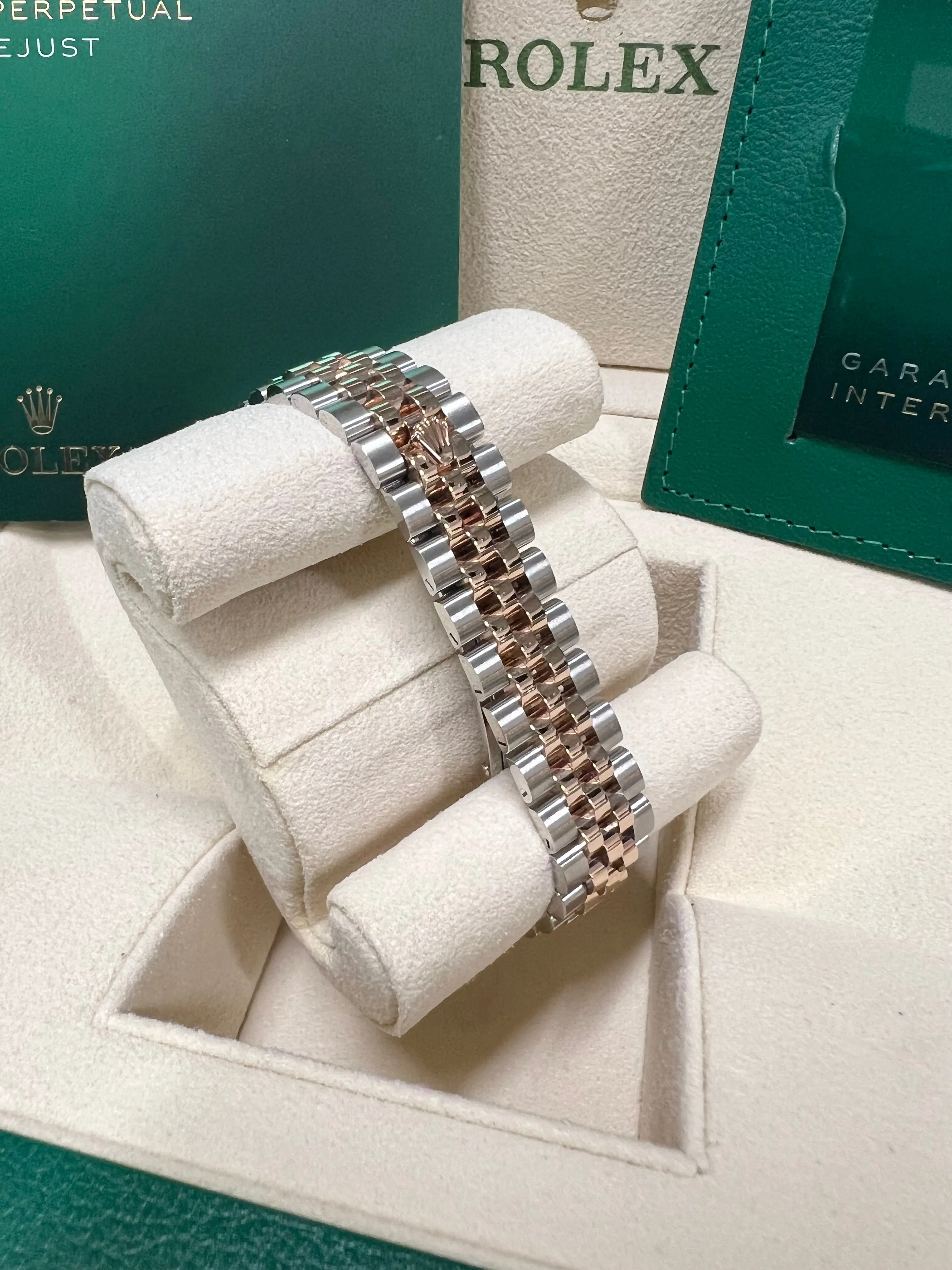 2022 Rolex Datejust 28 279171