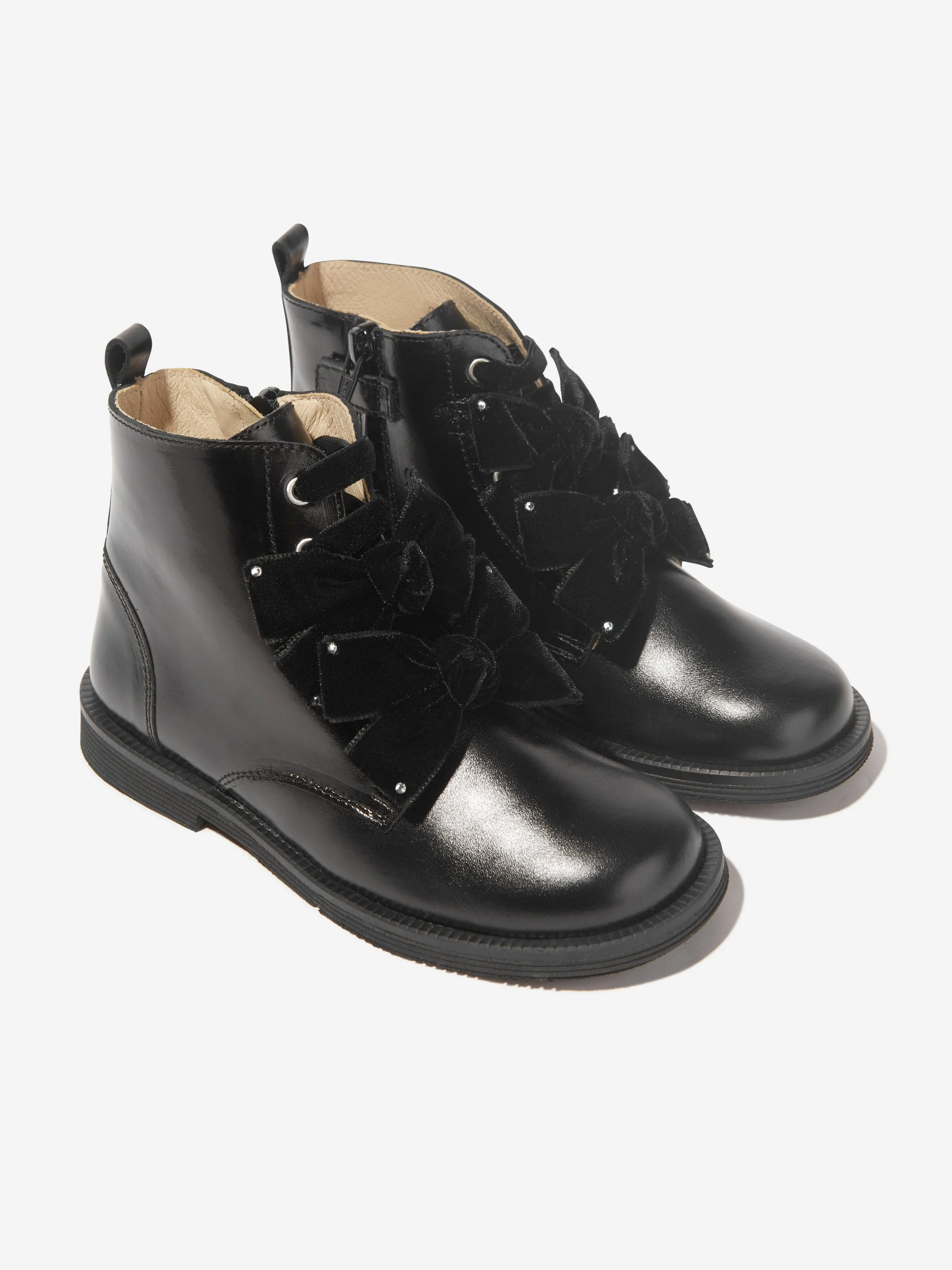 Andanines Girls Ribbon Lace Up Boots in Black