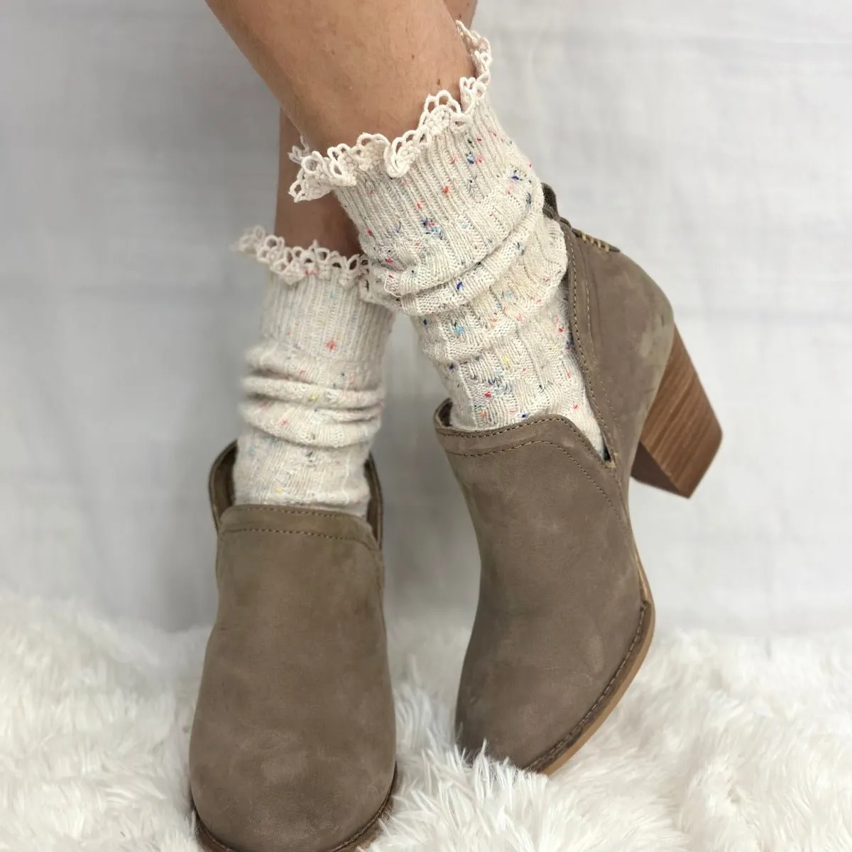 BOOTIE  lace slouch  socks - confetti