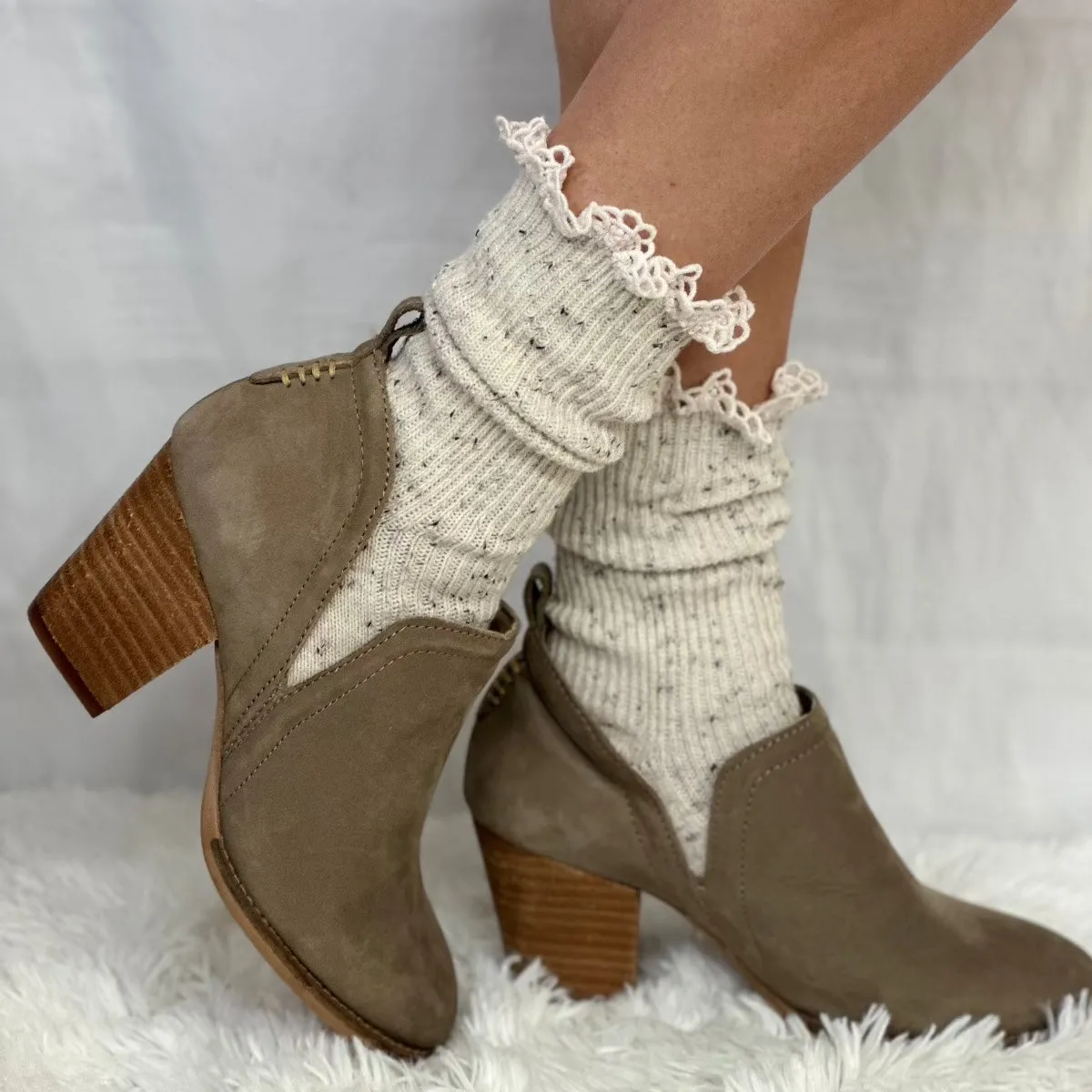 BOOTIE  lace slouch  socks -natural  grey