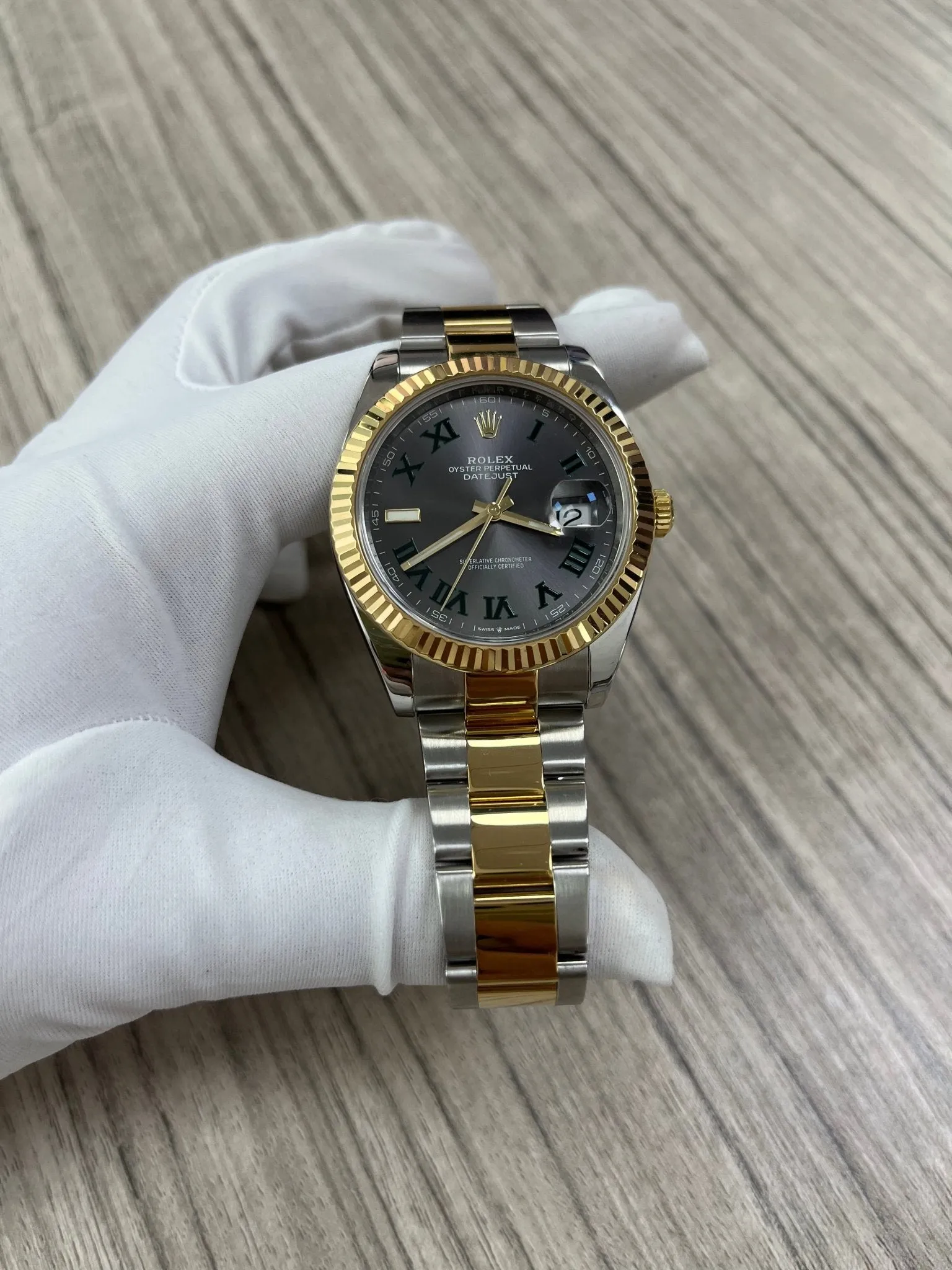 Datejust 41mm Wimbledon Two Tone Yellow Gold/Steel Oyster Bracelet Fluted Bezel (Ref 126333) Naked