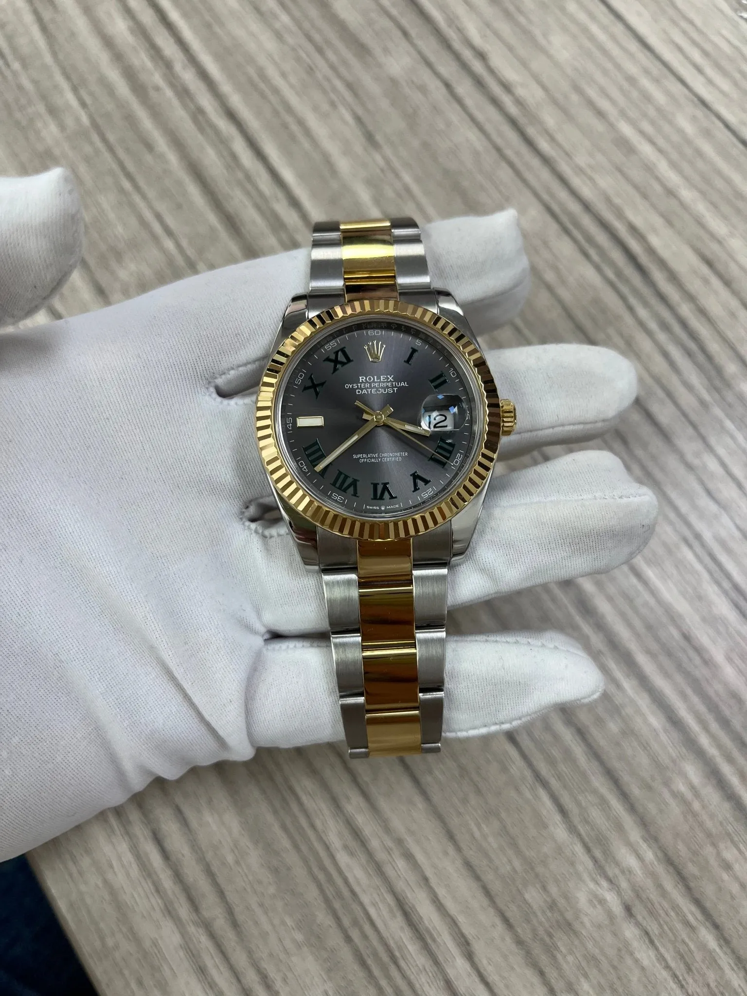 Datejust 41mm Wimbledon Two Tone Yellow Gold/Steel Oyster Bracelet Fluted Bezel (Ref 126333) Naked