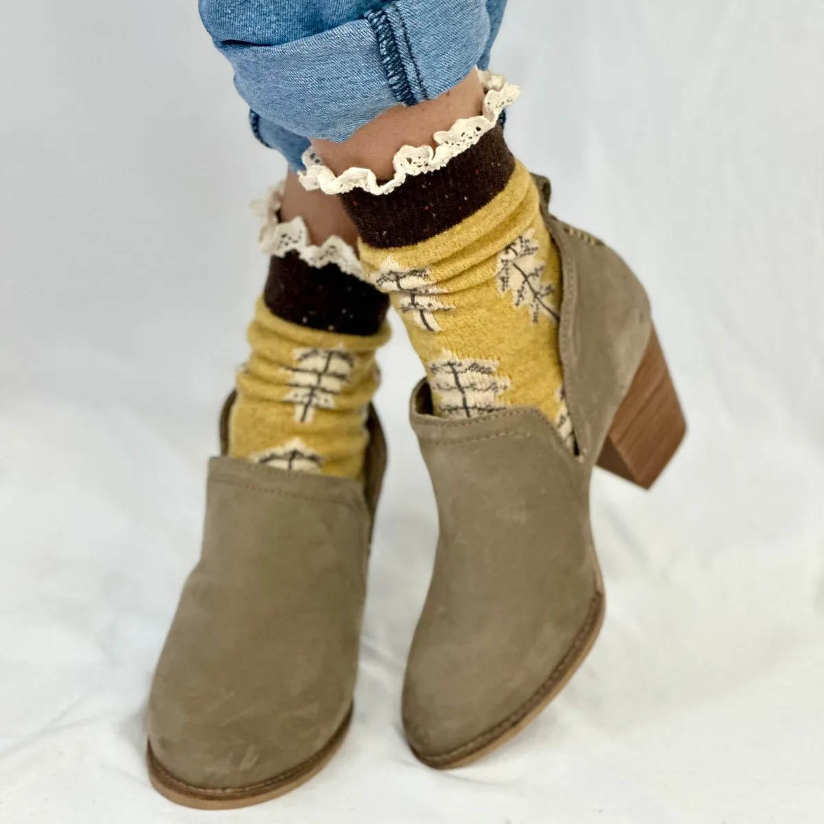 FALL LEAF lace topped socks -mustard