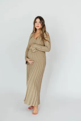 Hadley Long Sleeve V-Neck Knit Maxi Dress in Dune