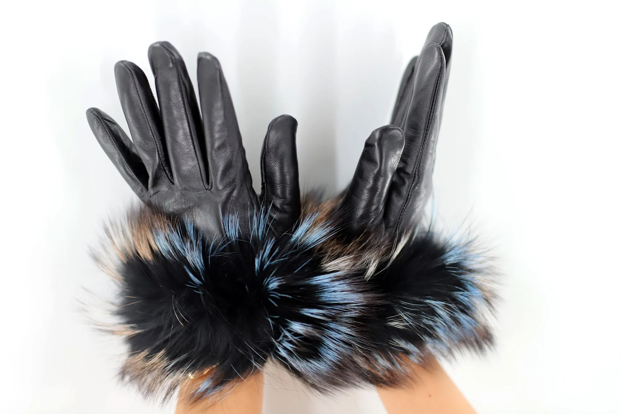 Leather Gloves with Silver Fox Fur - Black/Brown