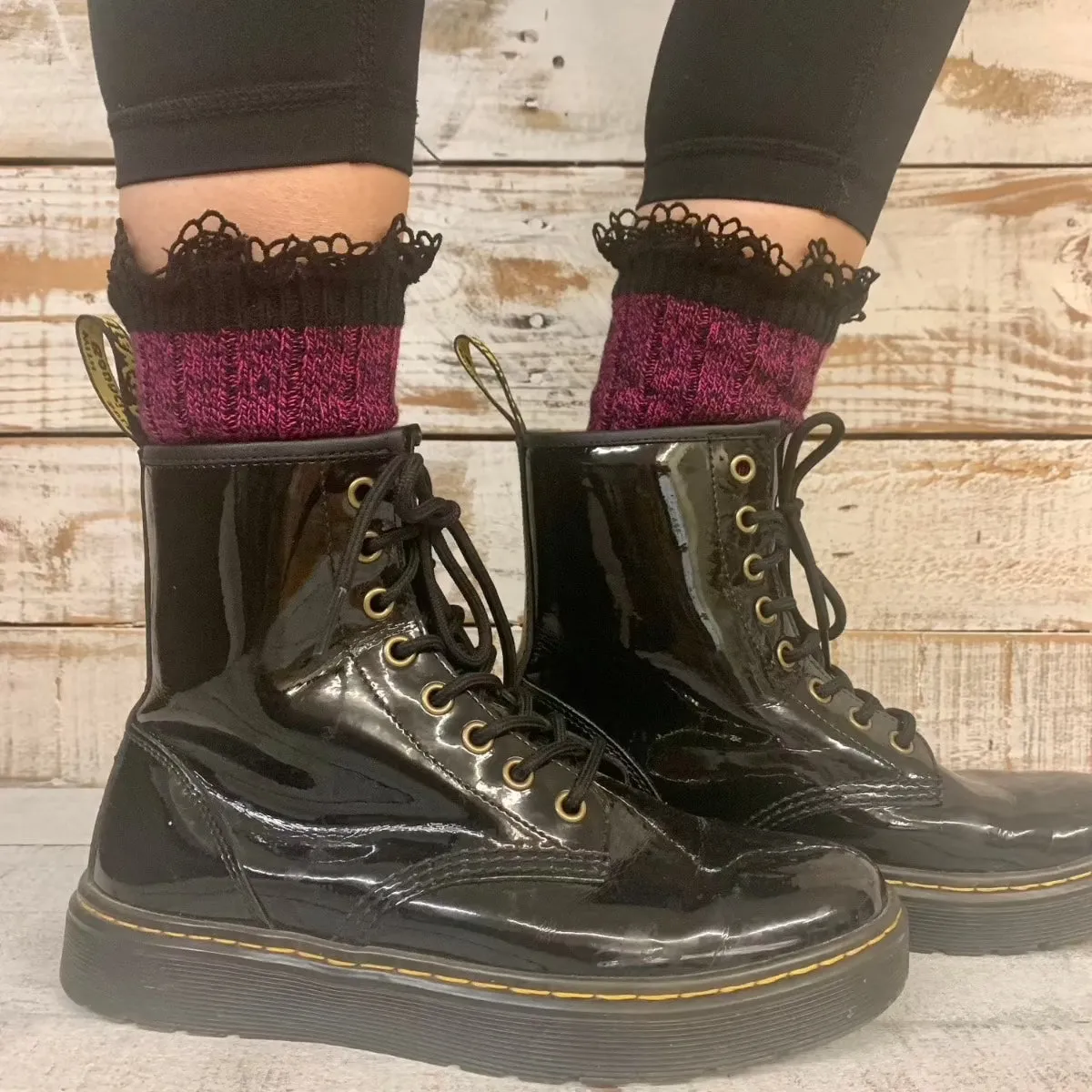 ORGANIC  lace boot crew socks - magenta  / black