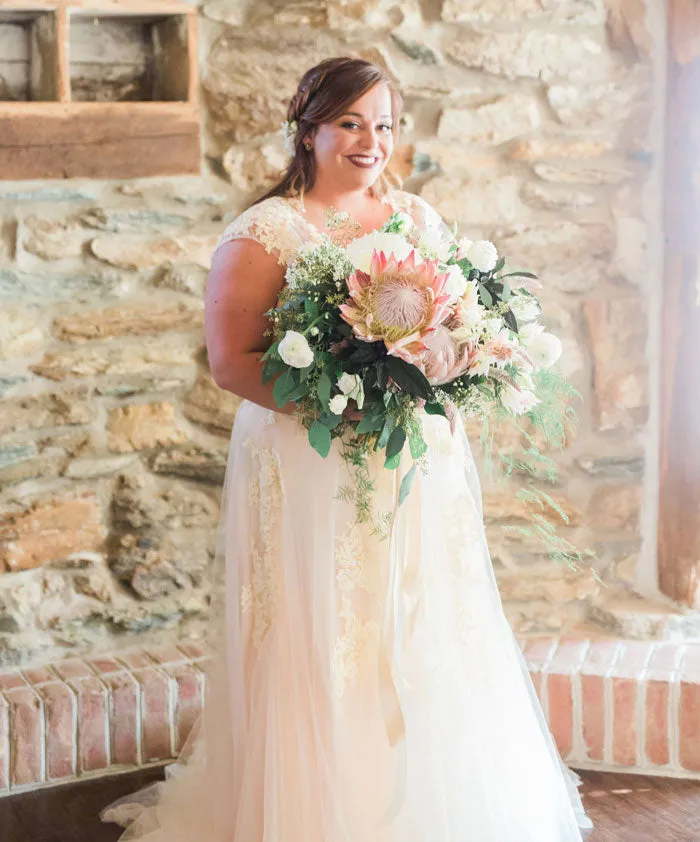 Plus Size Boho Lace Wedding Dress with Cap Sleeves | KORYNNE