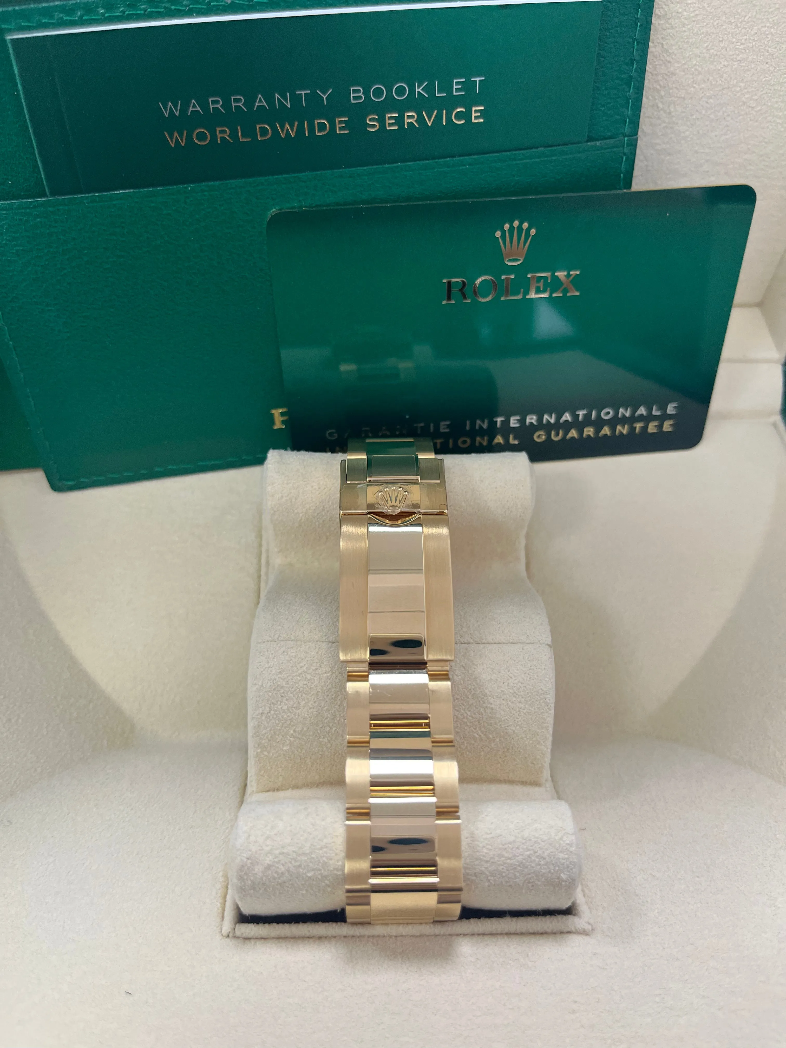 Rolex Cosmograph Daytona Meteorite and Black dial Oyster bracelet (Ref# 116508)