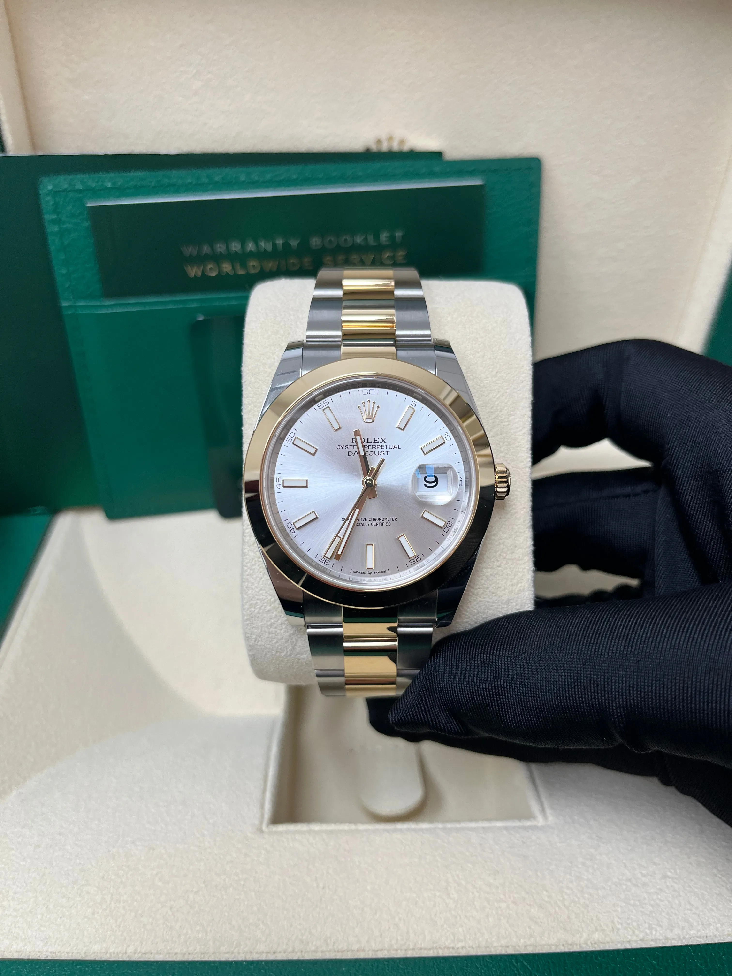 Rolex Datejust 41 Two-Tone Yellow Gold & Oystersteel - Silver Dial - Index Dial (Ref# 126303)