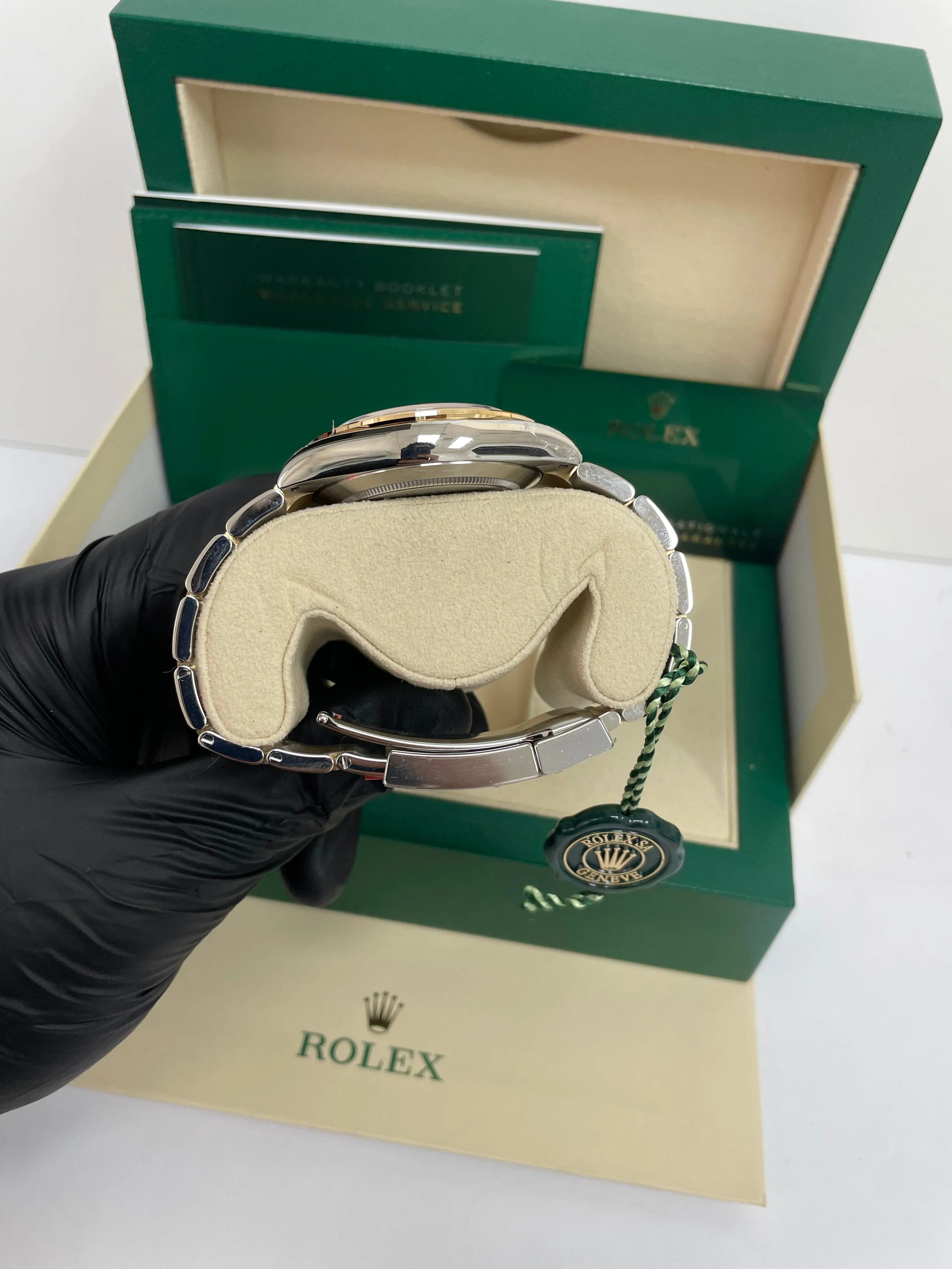 Rolex Daytona 40mm Yellow Rolesor Cosmograph White Index Dial (Ref #116503)